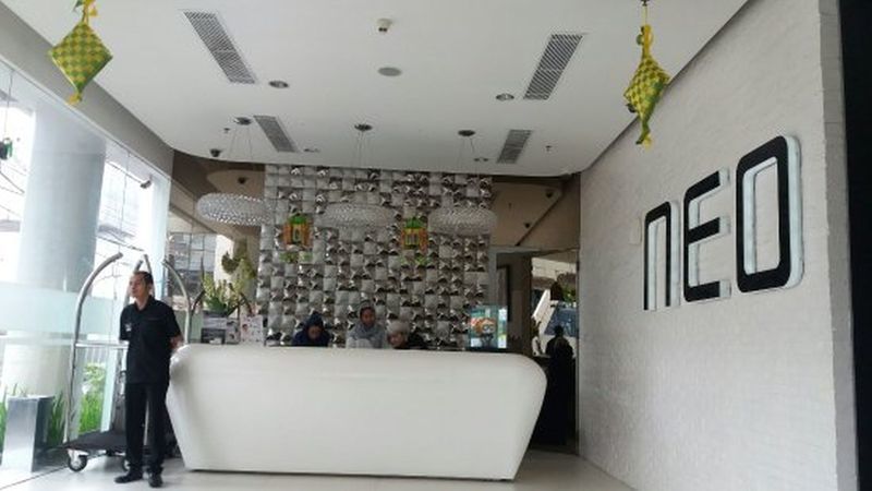 Hotel Neo Melawai By Aston Jakarta Exterior photo